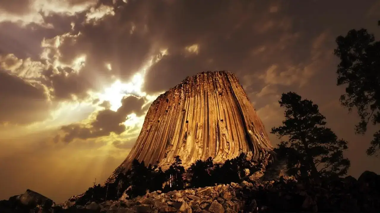 Devil's Tower: Wyoming's Sacred Monolith