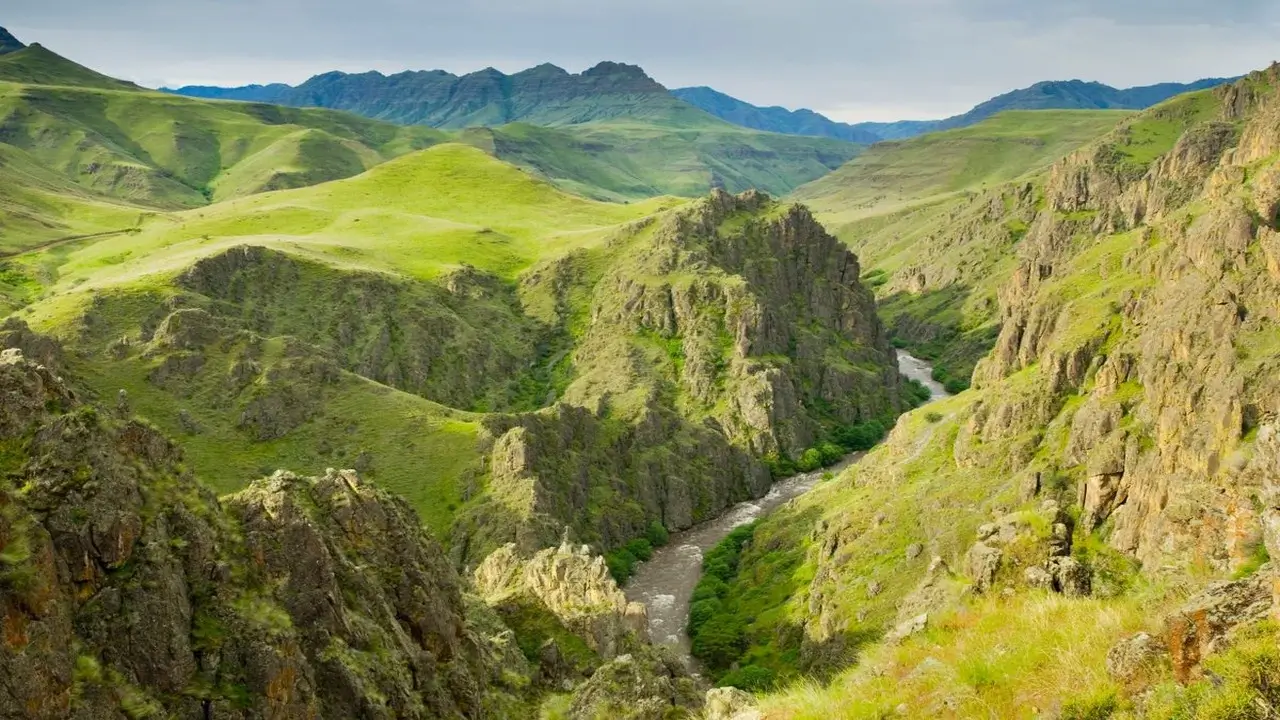 Hells Canyon National Recreation Area: Depths of Adventure