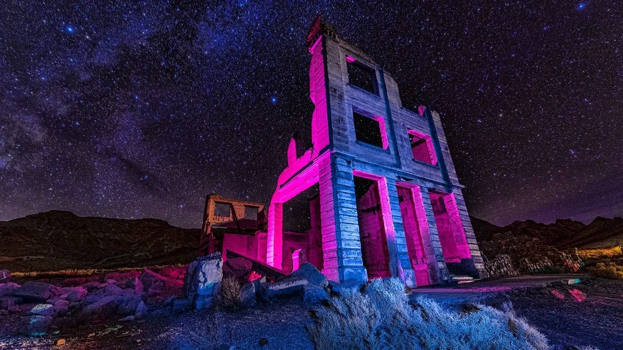 Rhyolite Ghost Town: A Journey Through Time