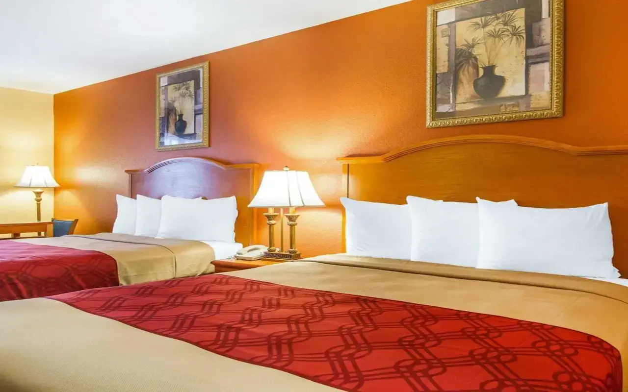 Econo Lodge Inn & Suites, Lima, Lima